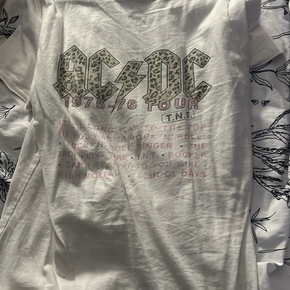 Vintage AC/DC Graphic Tee - Picture 2 of 2